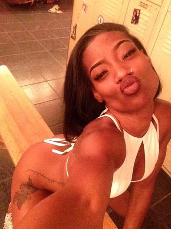 , 23  female escort, San Diego