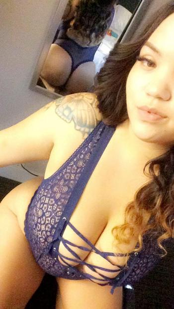 , 22  female escort, San Diego