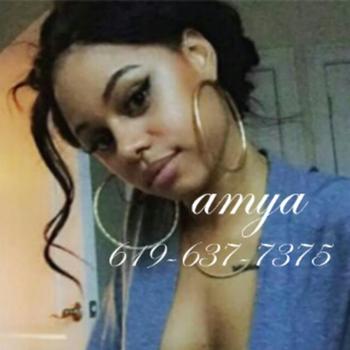 , 21  female escort, San Diego