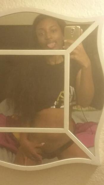 , 18  female escort, San Diego