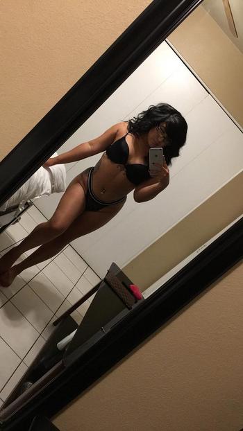 , 22  female escort, San Diego