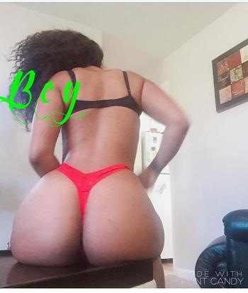 , 22 Latino/Hispanic female escort, San Diego