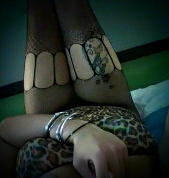, 28  female escort, San Diego