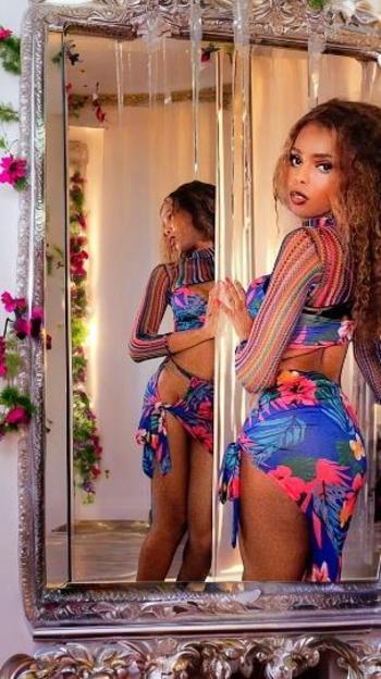 Lala, 22  female escort, San Diego