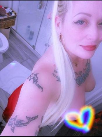 Holly, 38  female escort, San Diego