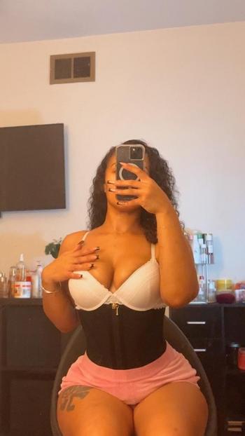Chanel, 27  female escort, San Diego