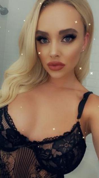 9254208512, female escort, San Diego